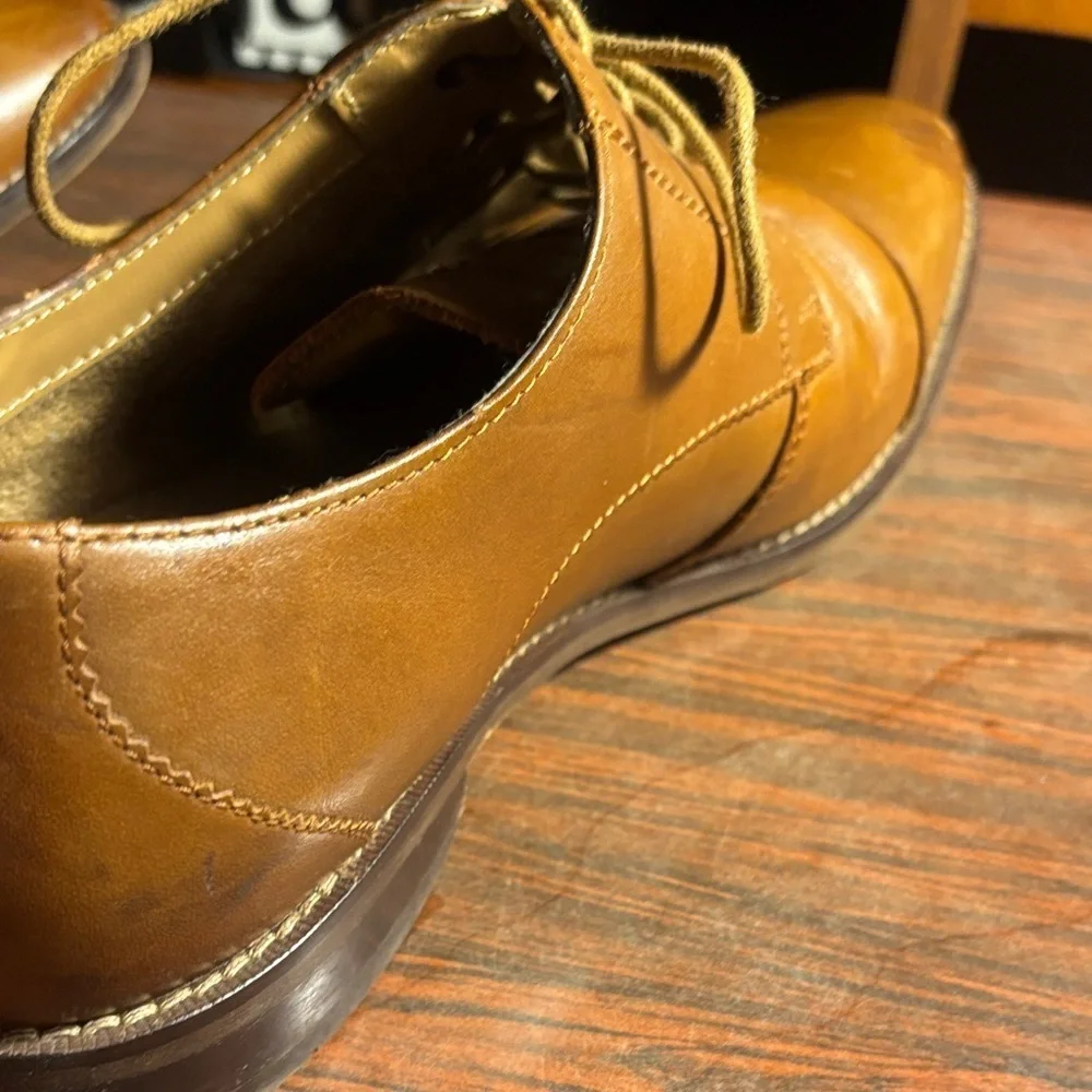 Florsheim Tan Leather Oxfords